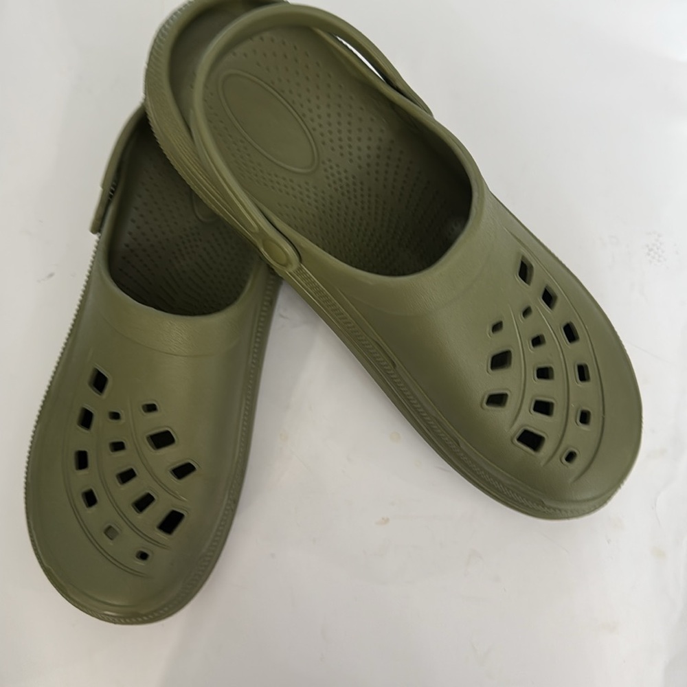 Olive Green Clogs Size 12/13 Slip On Mules Back Strap Lightweight - Picture 5 of 9